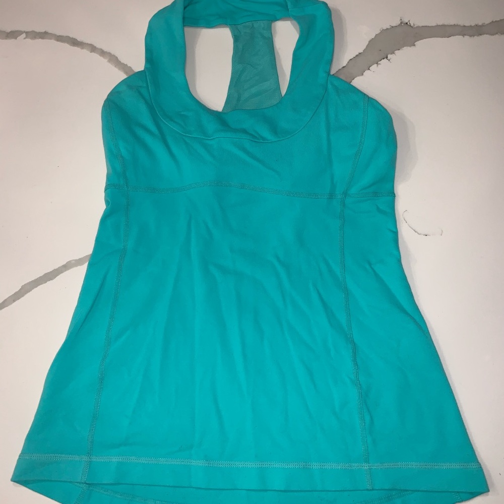 Lululemon size 6 tank